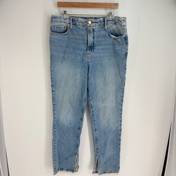 Good American Distressed Hem High Rise Straight Leg Jeans - Picture 1 of 4